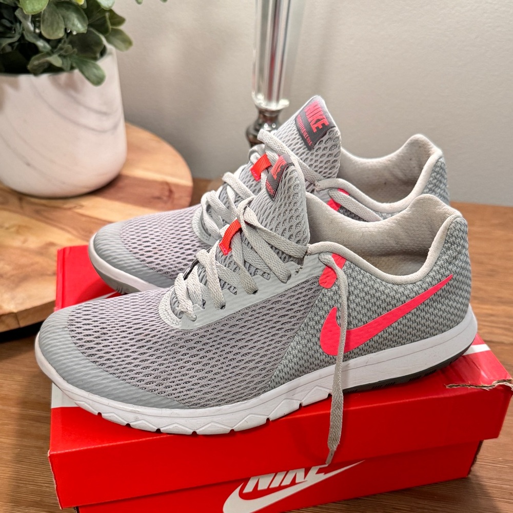 Nike flex experience 6.5